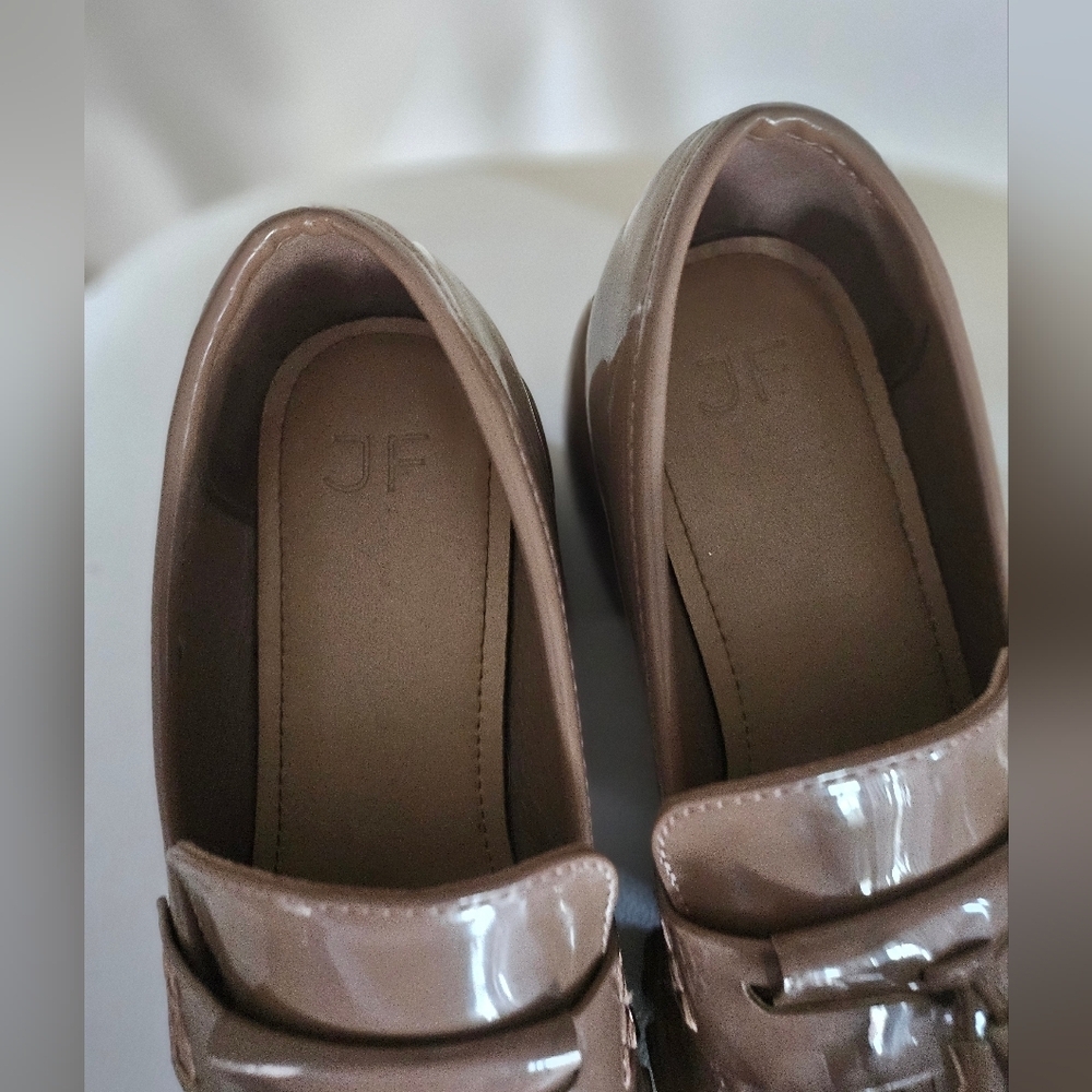 JustFab Sifia Patent Tassel Lug Sole Loafers Women’s Brown Slip-On Shoes Sz 8 - Picture 6 of 11